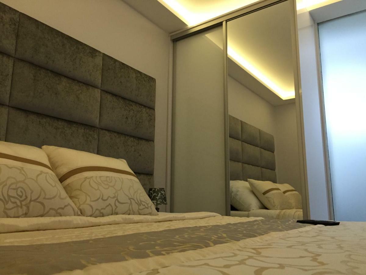 Touched Vip Zadar Apartman Kültér fotó